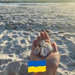 Meet your Posher, Anika